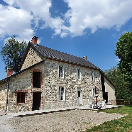 Holiday home Le Moulin De La Raterie Charensat